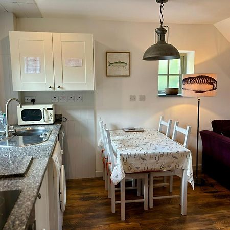 Little Bream - Pretty Cosy Cottage, Sea Views, Walk To The Beach Mawnan Smith المظهر الخارجي الصورة
