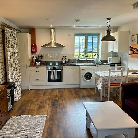 Little Bream - Pretty Cosy Cottage, Sea Views, Walk To The Beach Mawnan Smith المظهر الخارجي الصورة