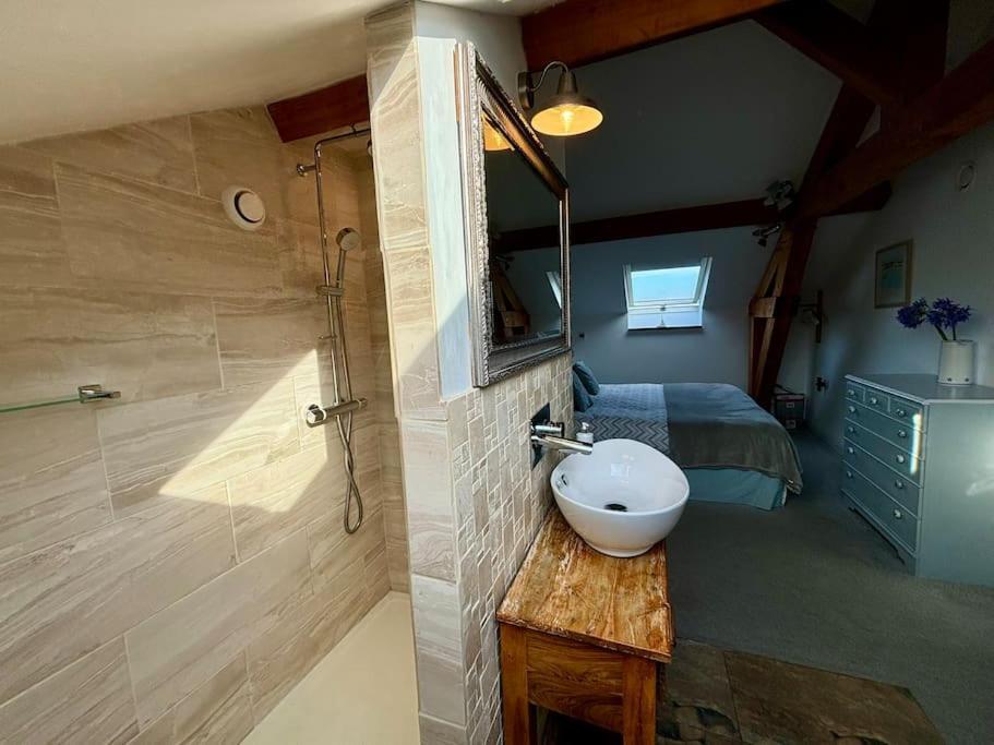 Little Bream - Pretty Cosy Cottage, Sea Views, Walk To The Beach Mawnan Smith المظهر الخارجي الصورة
