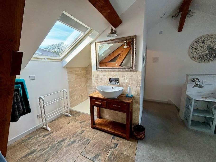 Little Bream - Pretty Cosy Cottage, Sea Views, Walk To The Beach Mawnan Smith المظهر الخارجي الصورة